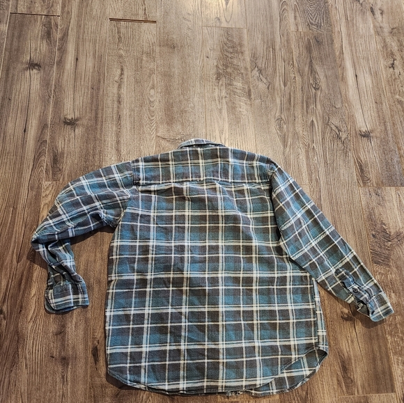 Vintage Deer Creek Button-Up - Picture 7 of 7